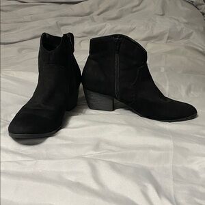 Faded Glory Black Ankle Booties